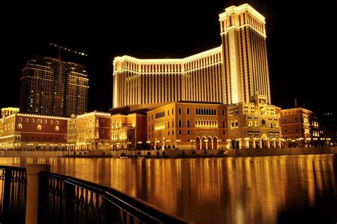 venetian macau to senado square|THE VENETIAN MACAO : THE WORLDS LARGEST CASINO .